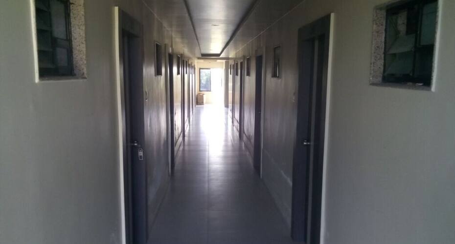 Paavan Hotel and Guest House, Prantij 4